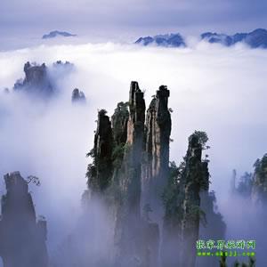 暑期夏令營湘西精華旅游線路：長沙、韶山、張家界、鳳凰純玩8日游